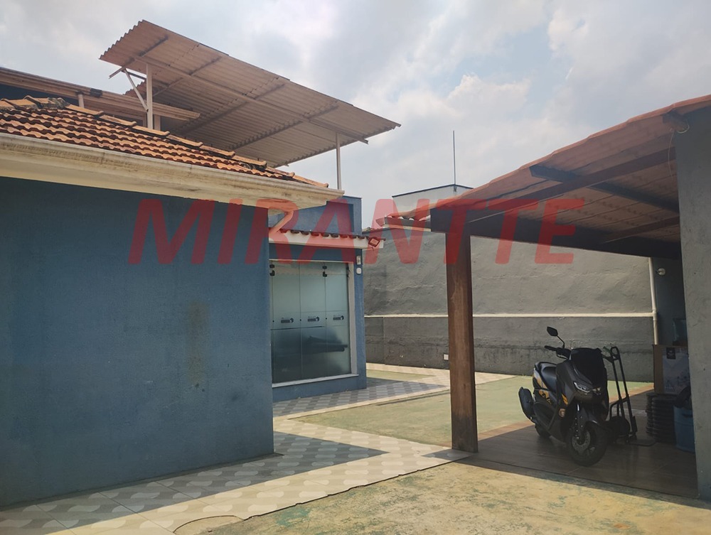 Comercial de 1000m² em Santana