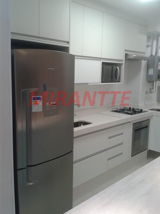 Apartamento com 2 quartos em Jardim Flor da Montanha