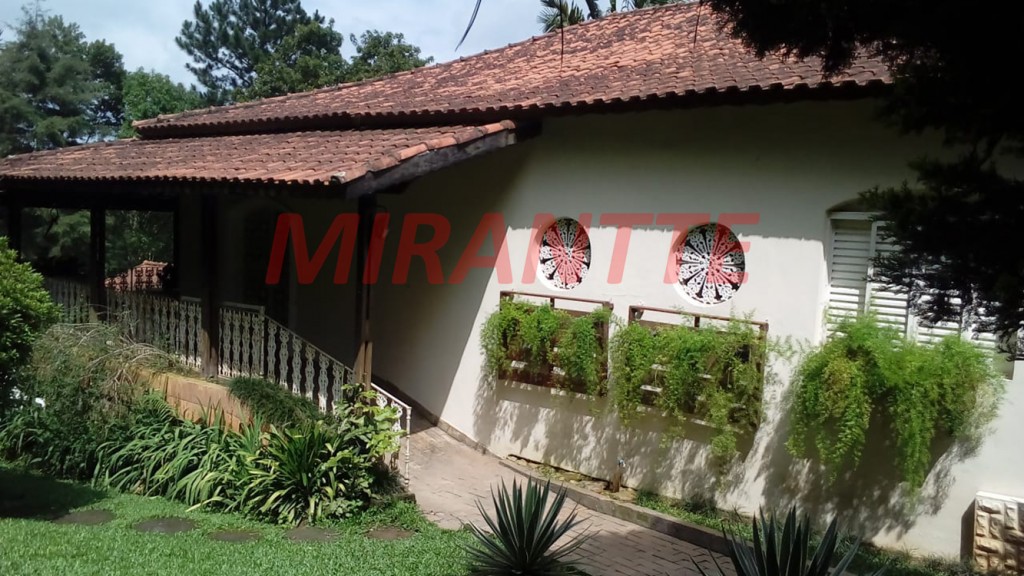 Casa terrea de 420m² com 3 quartos em Centro – Mairiporã