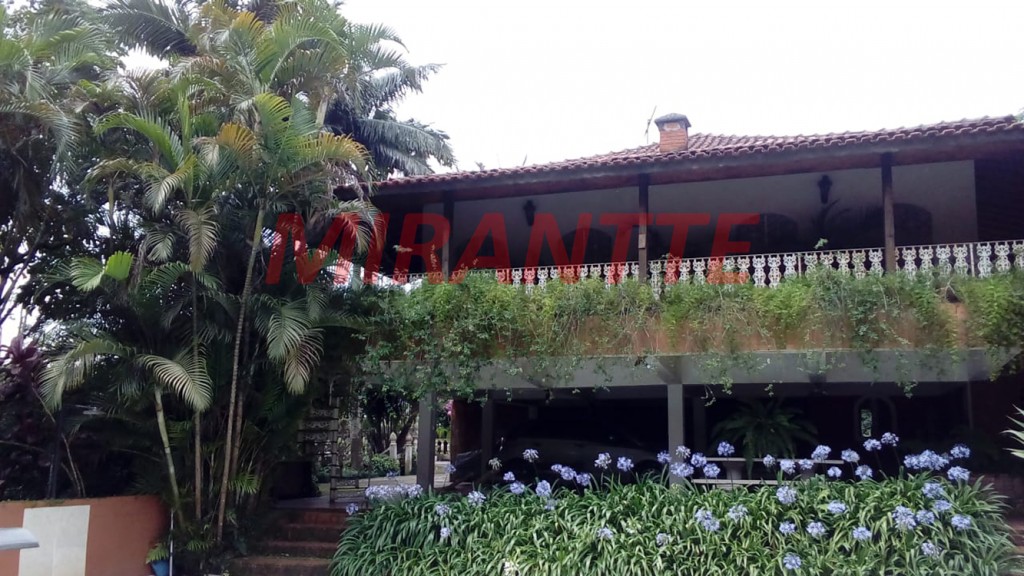 Casa terrea de 420m² com 3 quartos em Centro – Mairiporã