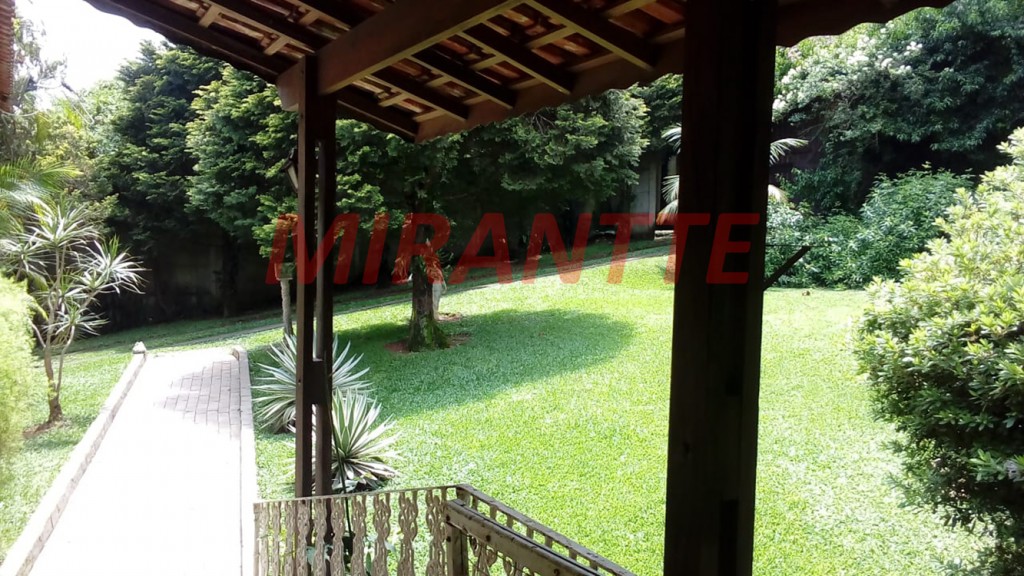 Casa terrea de 420m² com 3 quartos em Centro – Mairiporã