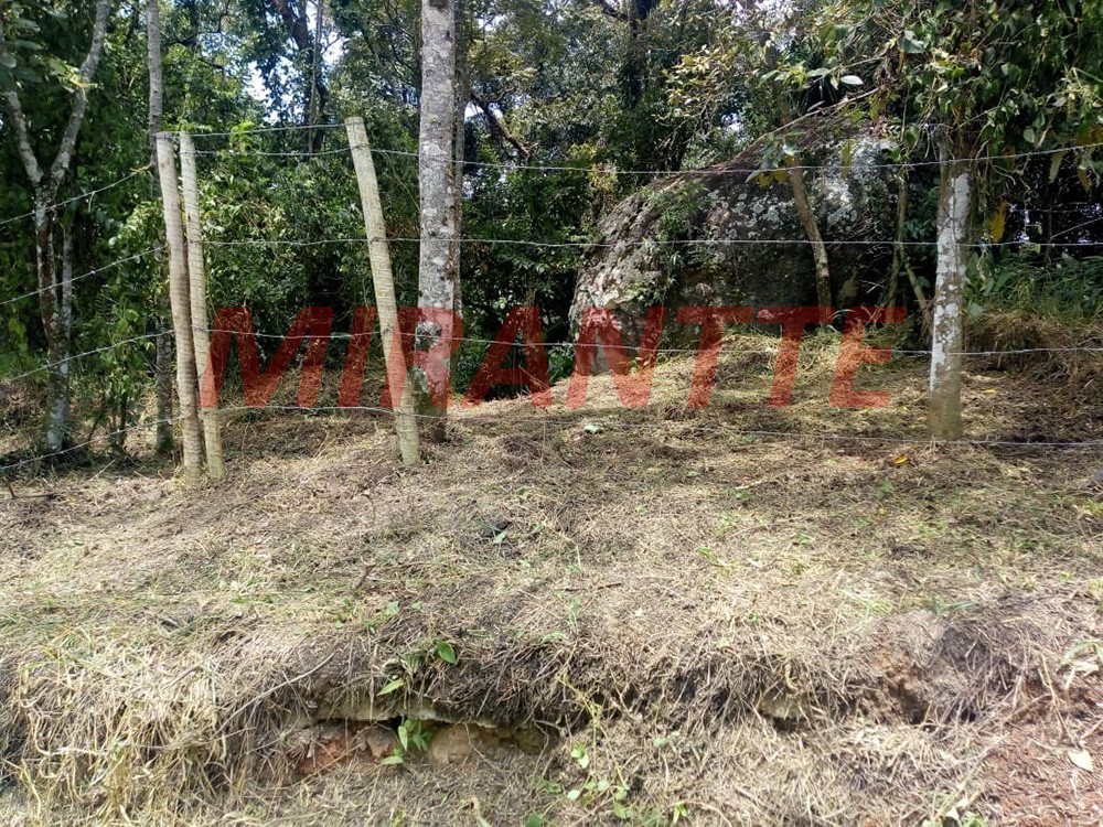 Terreno de 1541m² em Serra Da Cantareira