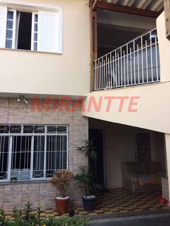 Sobrado de 215m² com 3 quartos em Vila Mazzei