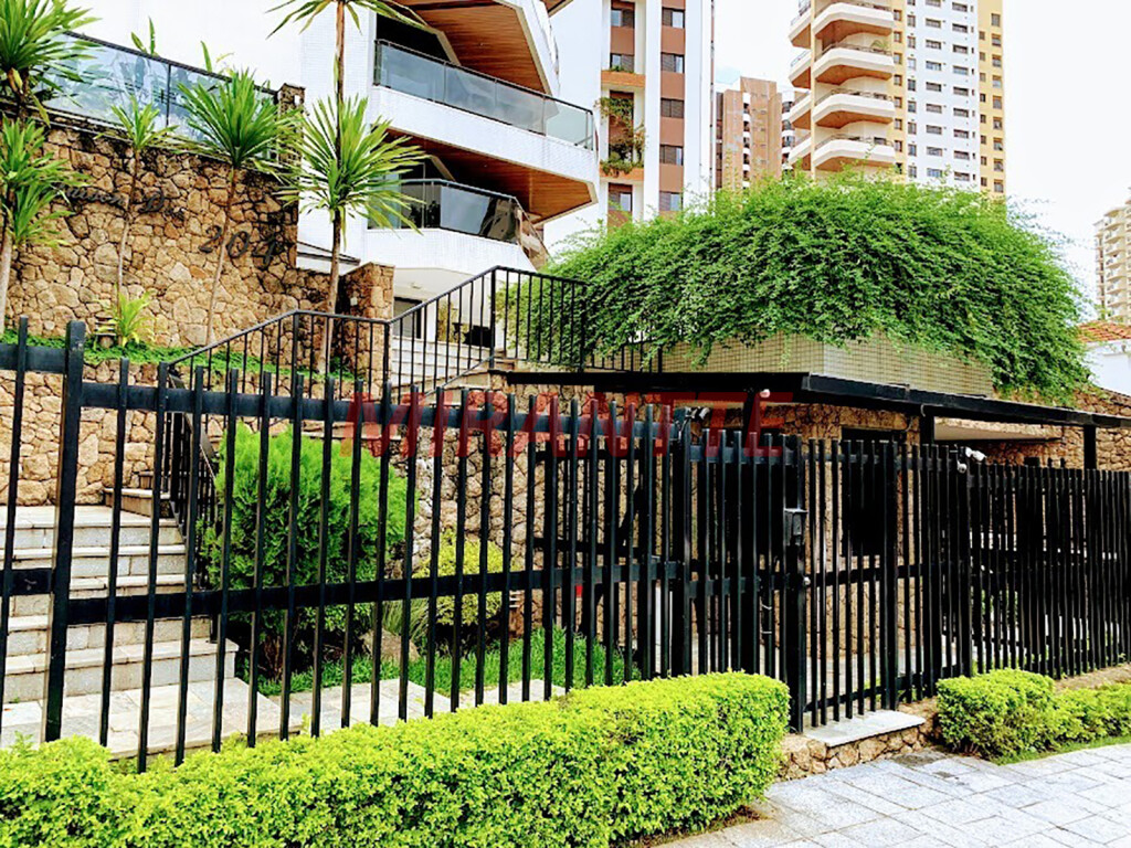 Apartamento de 217m² com 4 quartos em Santana