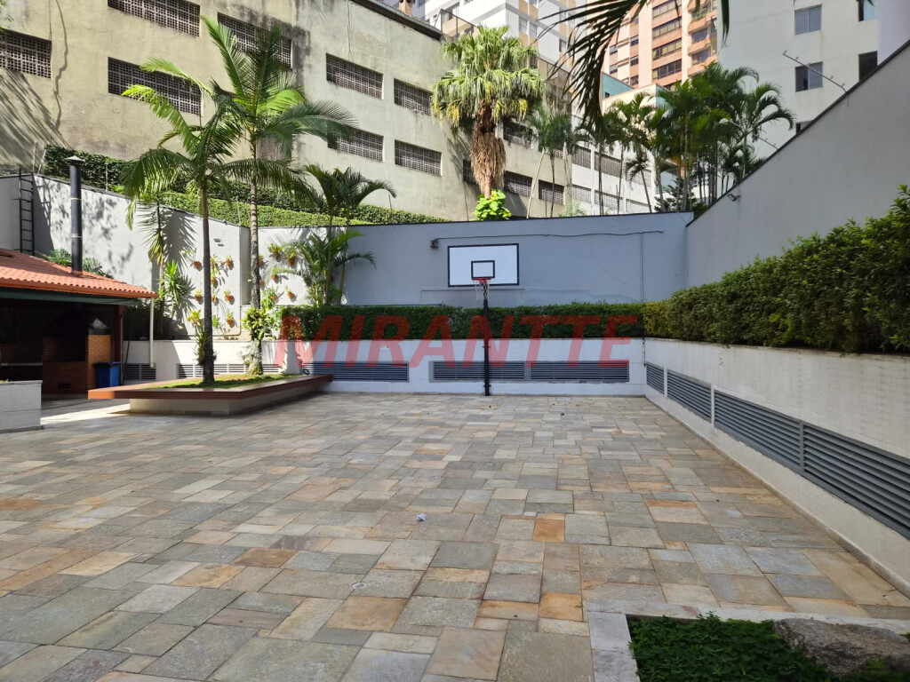 Apartamento de 217m² com 4 quartos em Santana