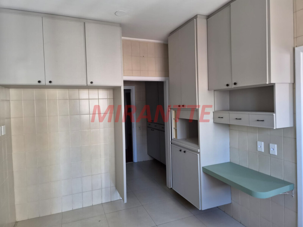 Apartamento de 217m² com 4 quartos em Santana
