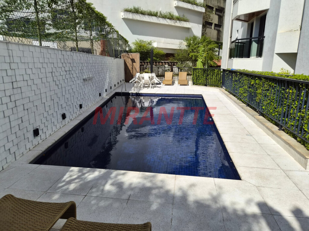 Apartamento de 217m² com 4 quartos em Santana