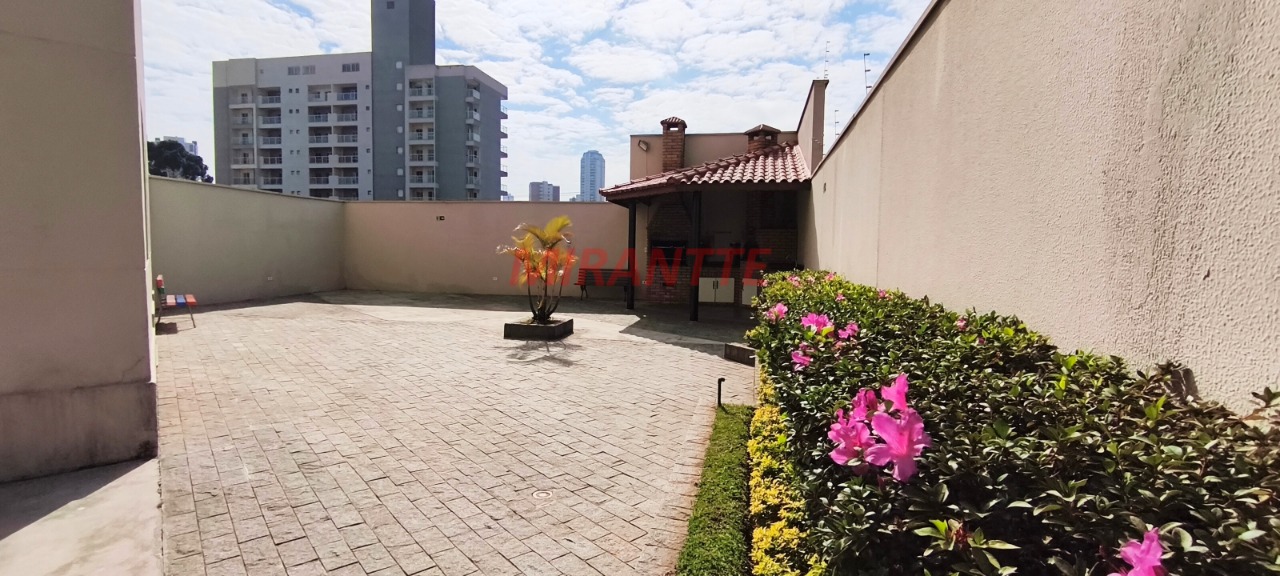 Apartamento de 55m² com 2 quartos em Santa Teresinha