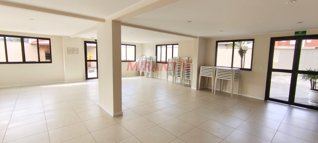 Apartamento de 55m² com 2 quartos em Santa Teresinha