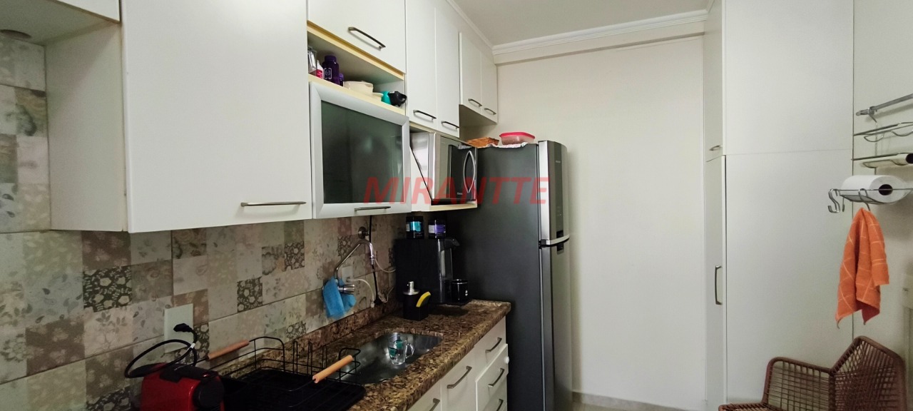 Apartamento de 55m² com 2 quartos em Santa Teresinha