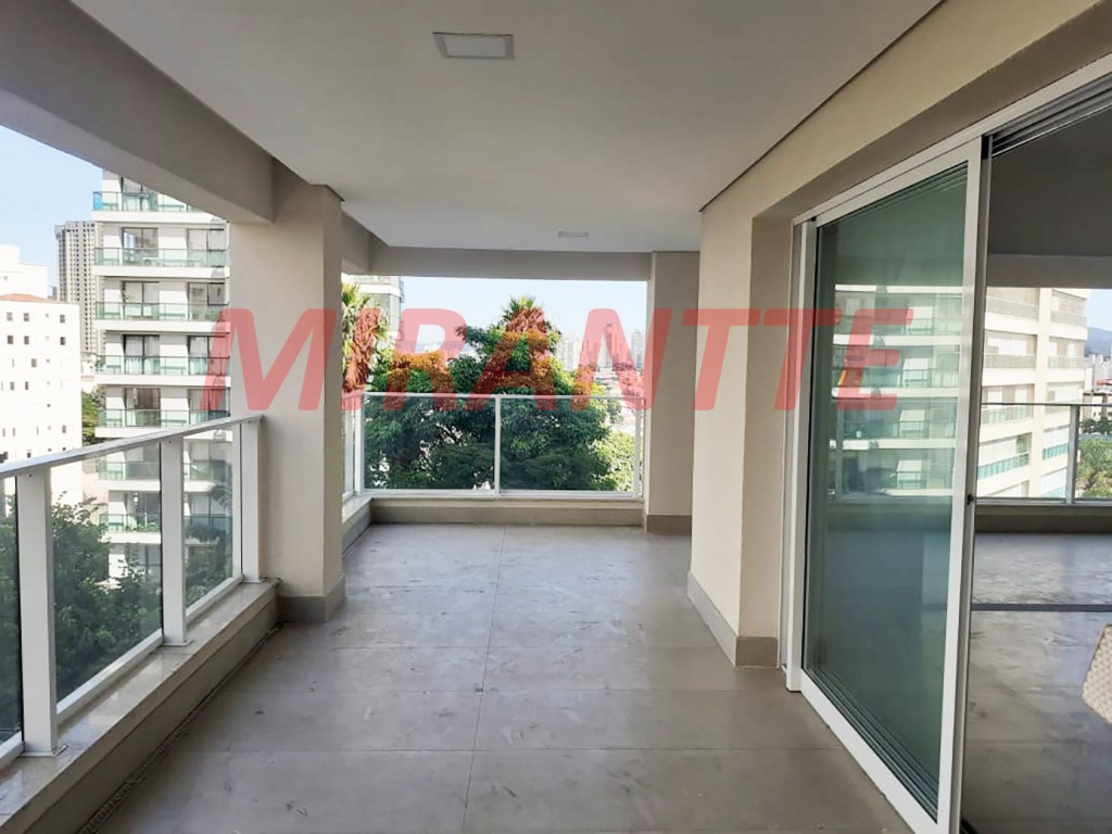 Apartamento de 264m² com 4 quartos em Santana