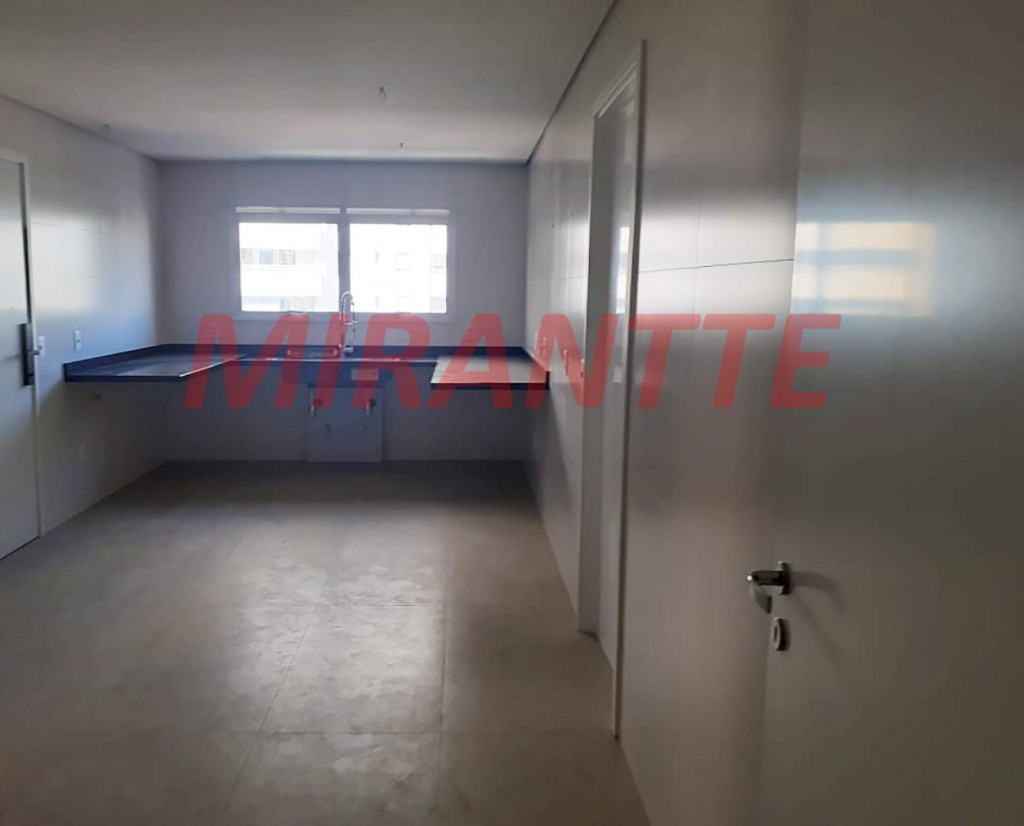Apartamento de 264m² com 4 quartos em Santana
