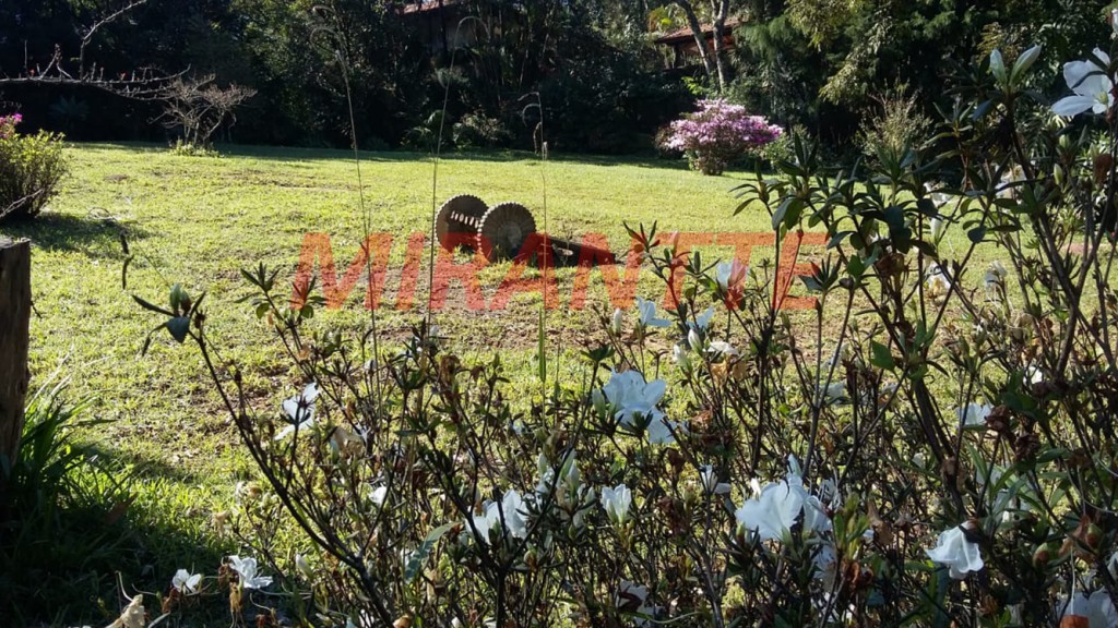 Terreno de 1800m² em Centro – Mairiporã