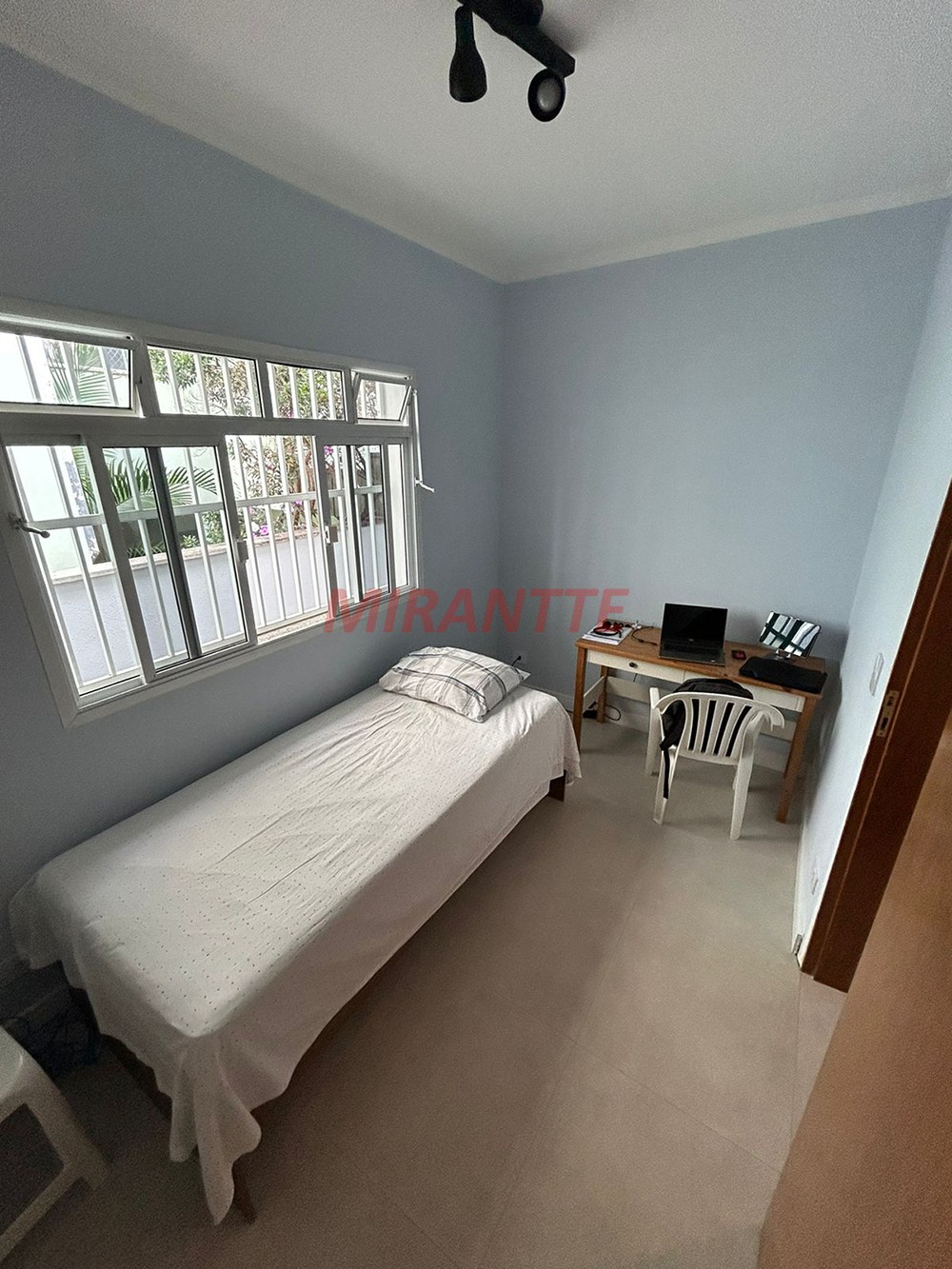 Sobrado de 150m² com 3 quartos em Santana