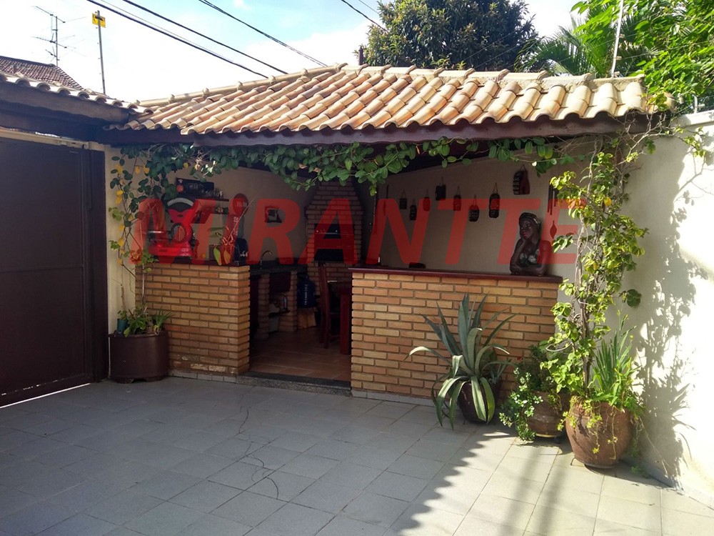 Sobrado de 93m² com 3 quartos em Jaçana