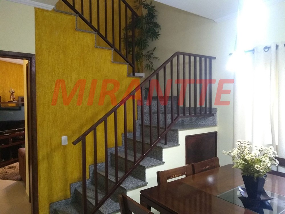 Sobrado de 93m² com 3 quartos em Jaçana
