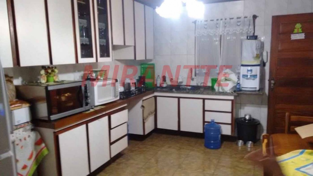 Sobrado de 156m² com 3 quartos em Jardim Cachoeira