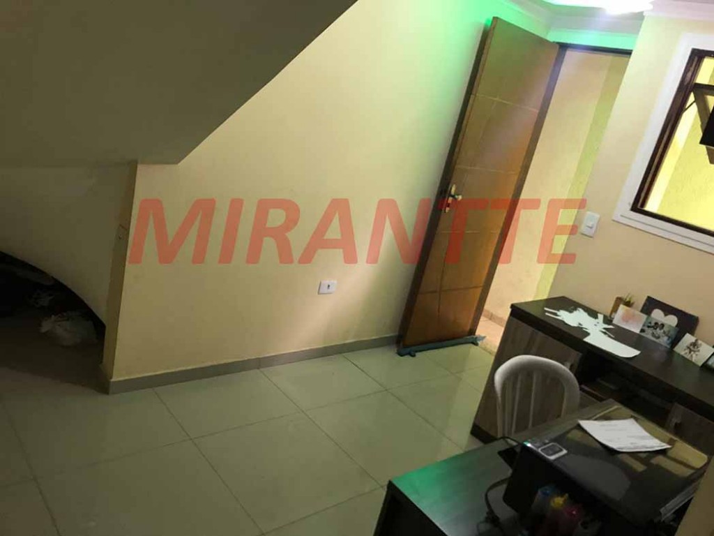 Sobrado de 200m² com 2 quartos em Conjunto Marcos Freire