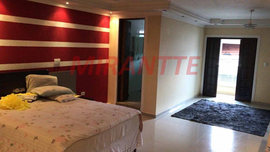 Sobrado de 200m² com 2 quartos em Conjunto Marcos Freire
