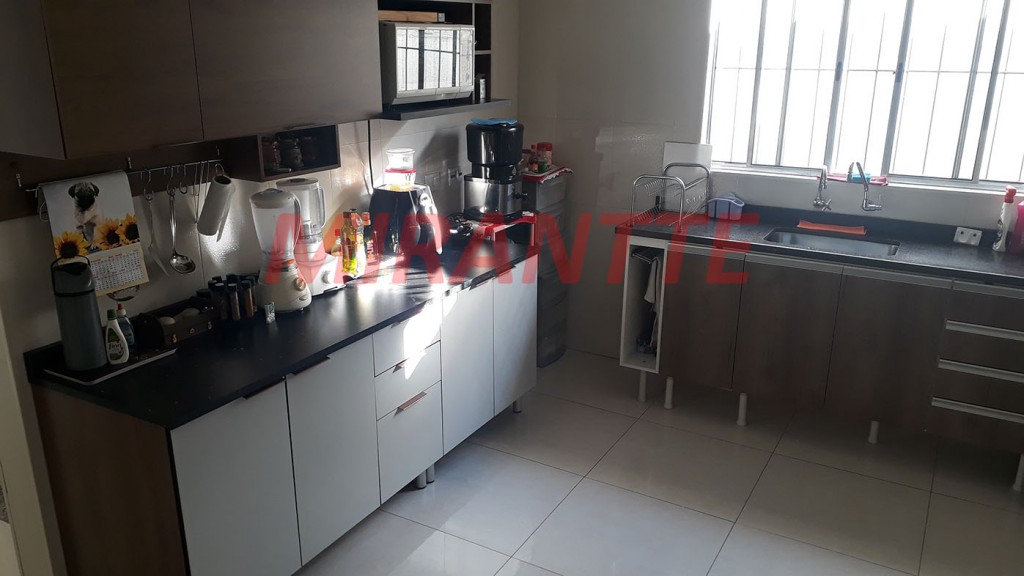 Sobrado de 180m² com 3 quartos em Vila Gustavo