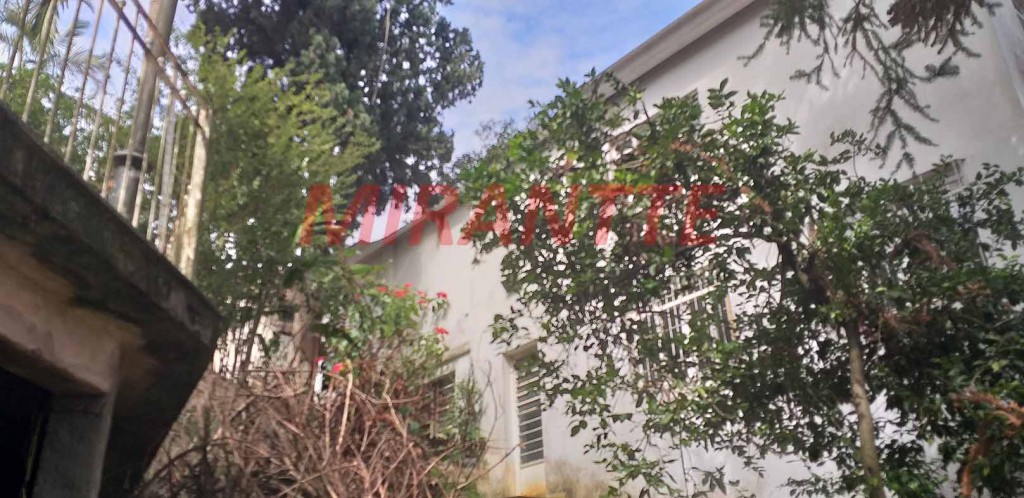 Terreno de 1298m² em Tremembe