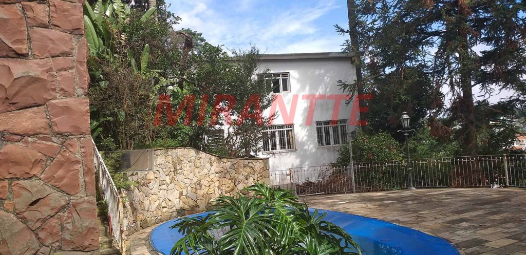 Terreno de 1298m² em Tremembe