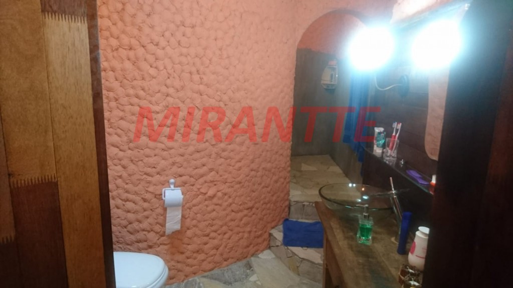 Casa terrea de 450m² com 2 quartos em Serra da Cantareira
