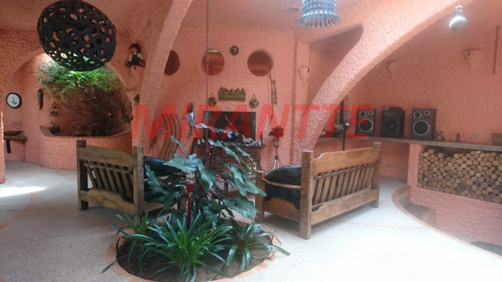 Casa terrea de 450m² com 2 quartos em Serra da Cantareira