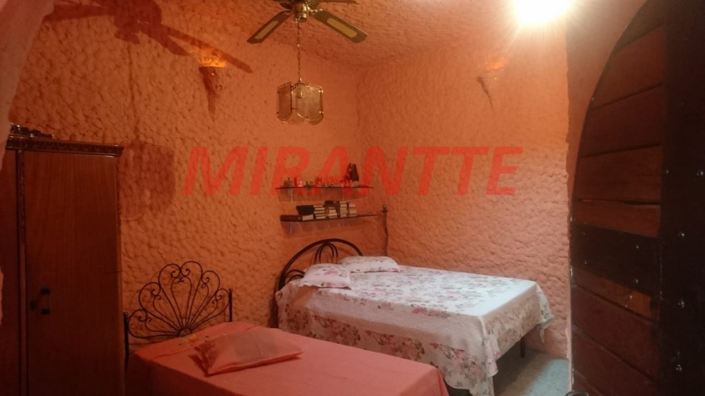Casa terrea de 450m² com 2 quartos em Serra da Cantareira