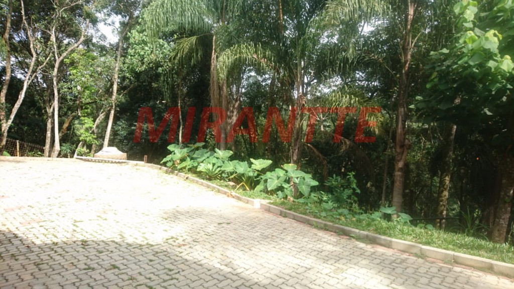Casa terrea de 450m² com 2 quartos em Serra da Cantareira