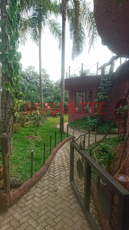 Casa terrea de 450m² com 2 quartos em Serra da Cantareira