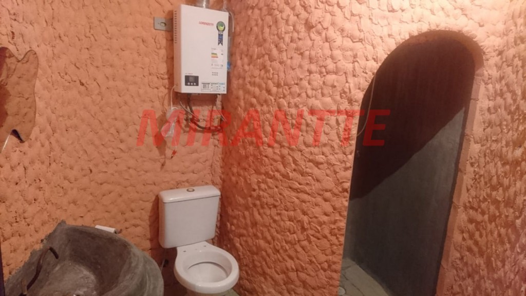 Casa terrea de 450m² com 2 quartos em Serra da Cantareira