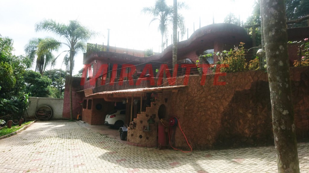 Casa terrea de 450m² com 2 quartos em Serra da Cantareira