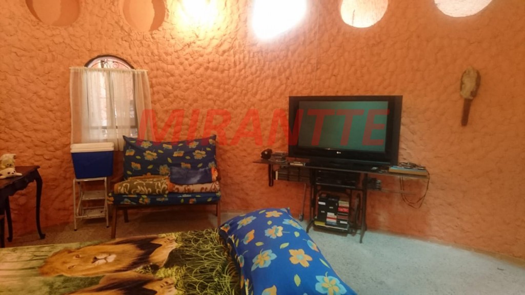 Casa terrea de 450m² com 2 quartos em Serra da Cantareira