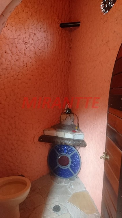 Casa terrea de 450m² com 2 quartos em Serra da Cantareira