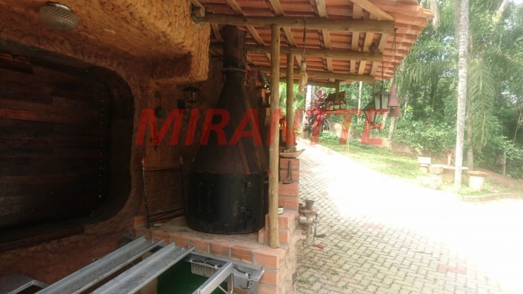 Casa terrea de 450m² com 2 quartos em Serra da Cantareira