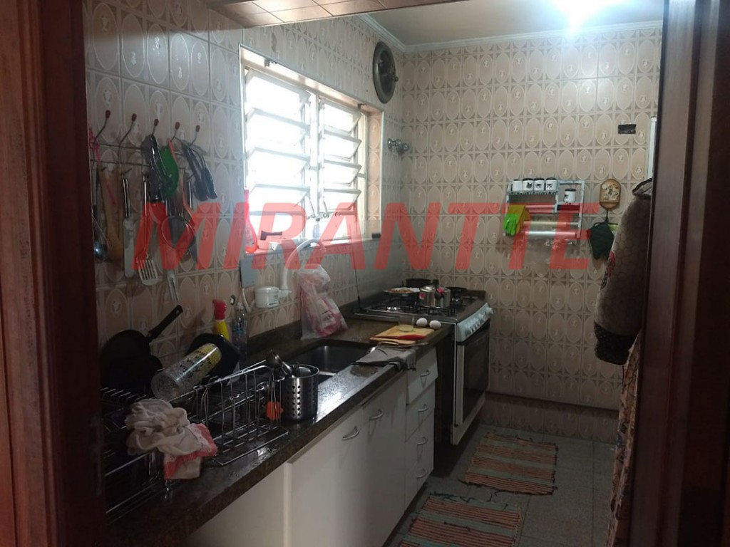 Sobrado de 450m² com 10 quartos em Jardim Floresta