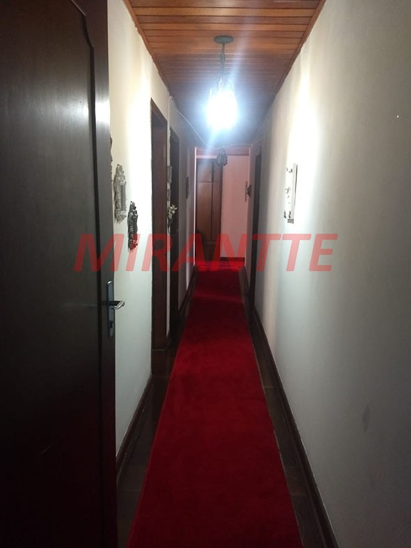 Sobrado de 450m² com 10 quartos em Jardim Floresta