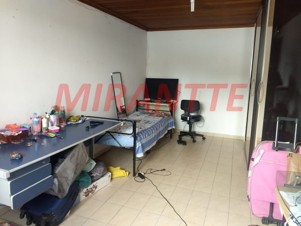 Sobrado de 450m² com 10 quartos em Jardim Floresta