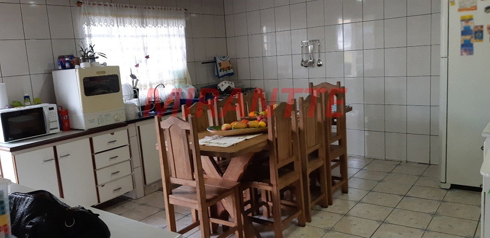 Sobrado de 169m² com 3 quartos em Vila Nova Mazzei