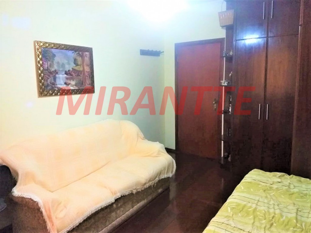 Sobrado de 319m² com 4 quartos em Horto Florestal
