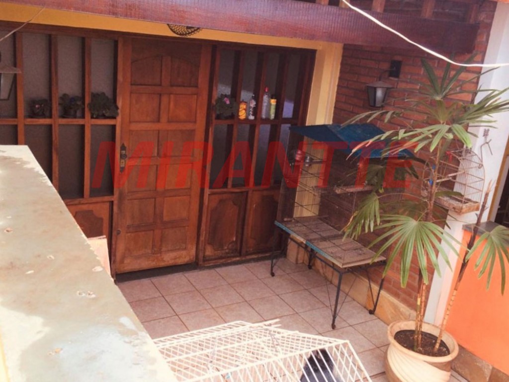 Sobrado de 319m² com 4 quartos em Horto Florestal