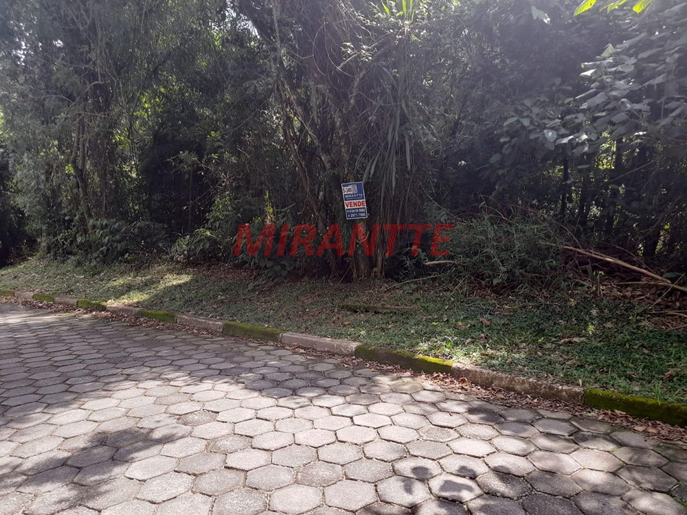 Terreno de 5037m² em Serra da Cantareira