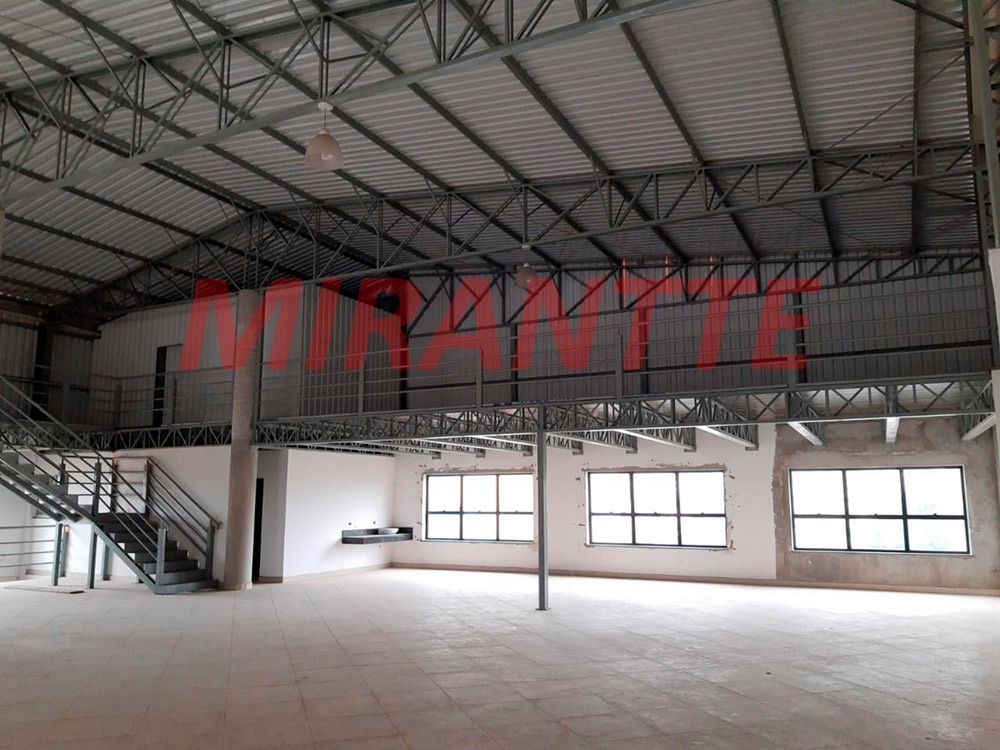Comercial de 2559m² em Jardim Vila Galvão