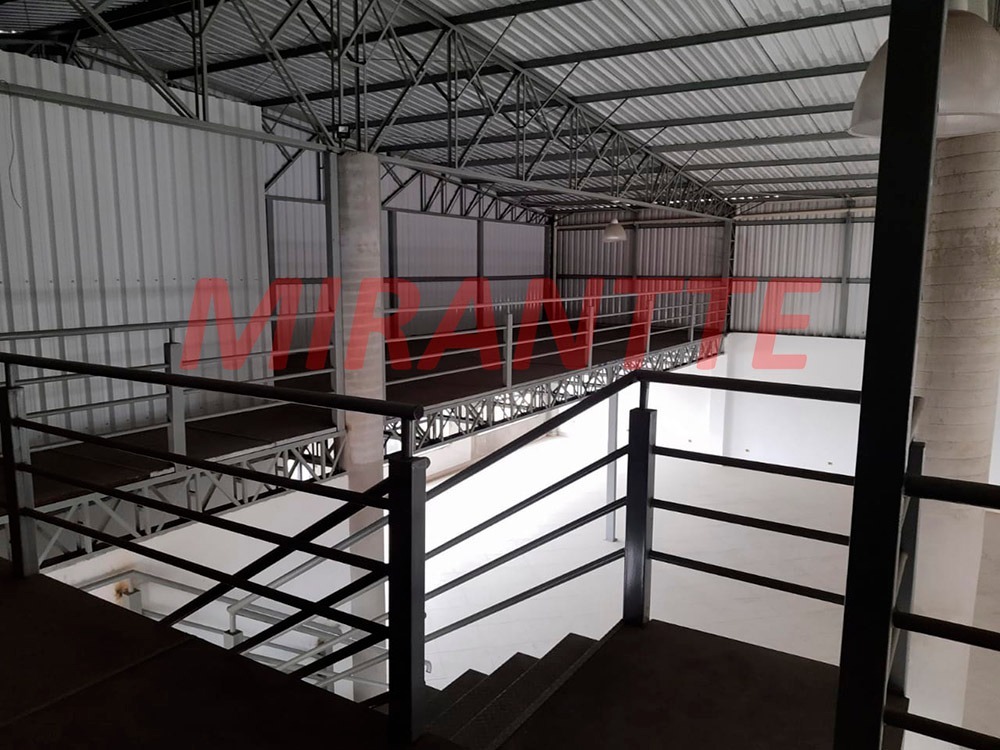 Comercial de 2559m² em Jardim Vila Galvão