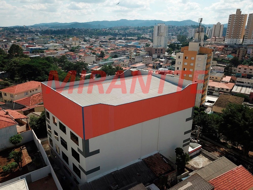 Comercial de 2559m² em Jardim Vila Galvão