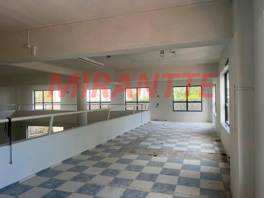 Comercial de 2559m² em Jardim Vila Galvão