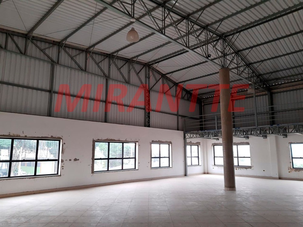 Comercial de 2559m² em Jardim Vila Galvão