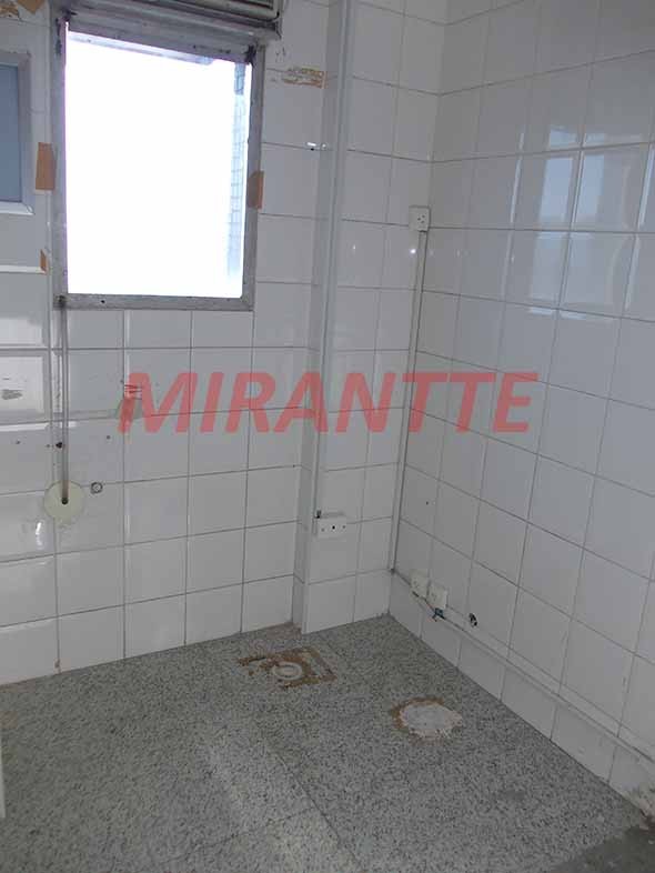 Comercial de 195m² em Água Fria