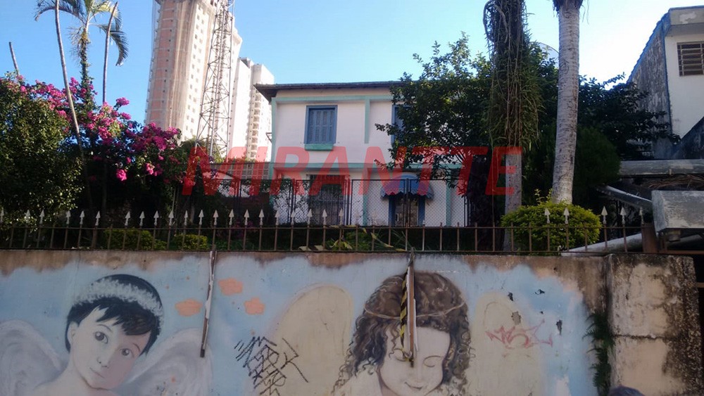 Terreno de 447m² em Santana
